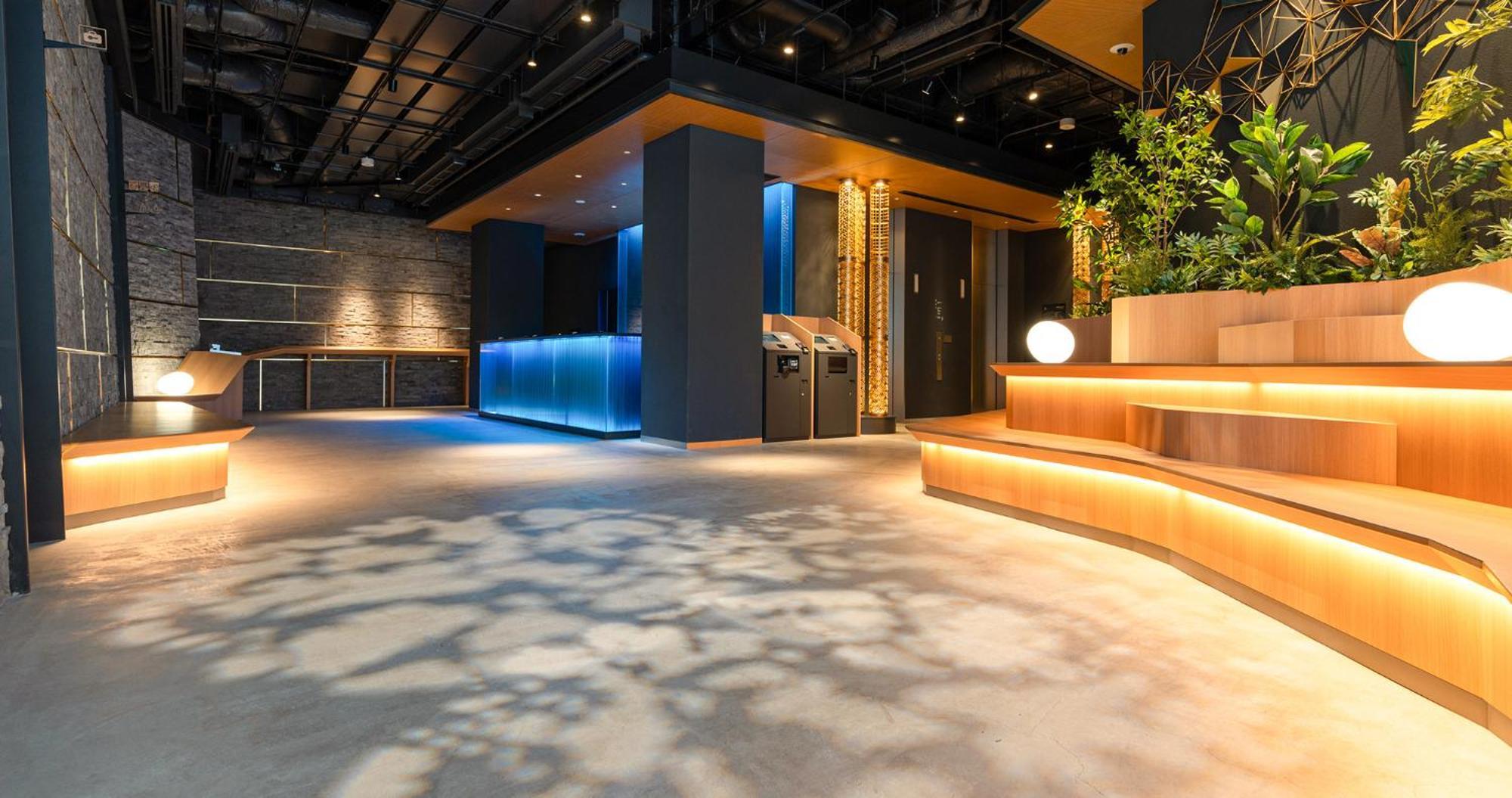 Grids Premium Hotel Kumamoto Bagian luar foto